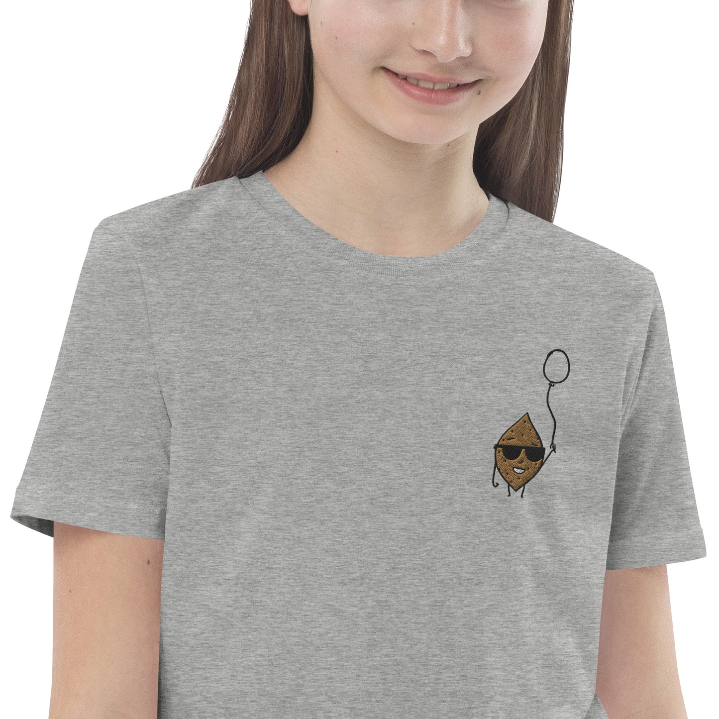 Kids t-shirt: Kebbe embroidered